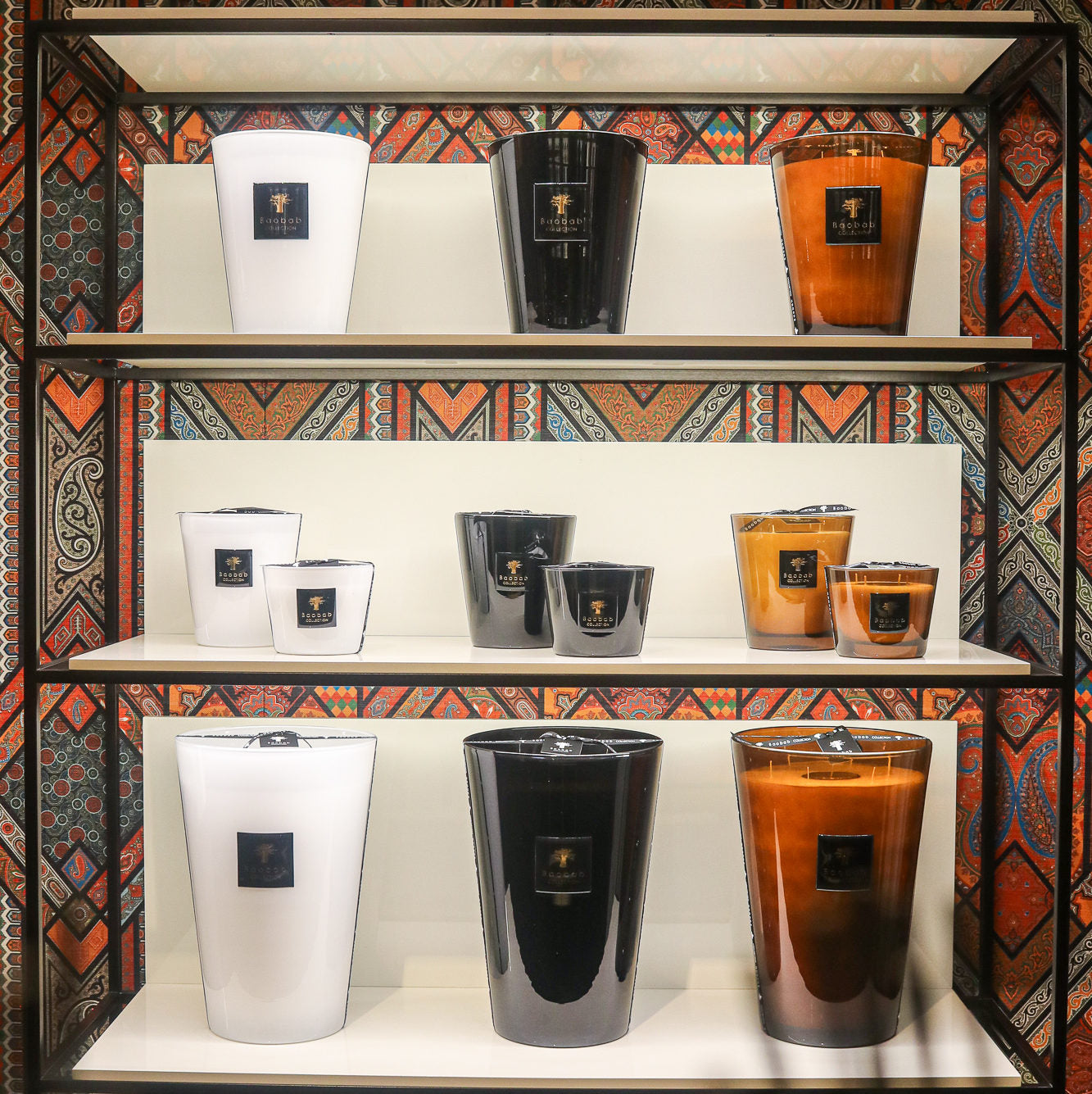 Bougie Les Prestigieuses - Cuir de Russie MAX10 - Carré Lumière