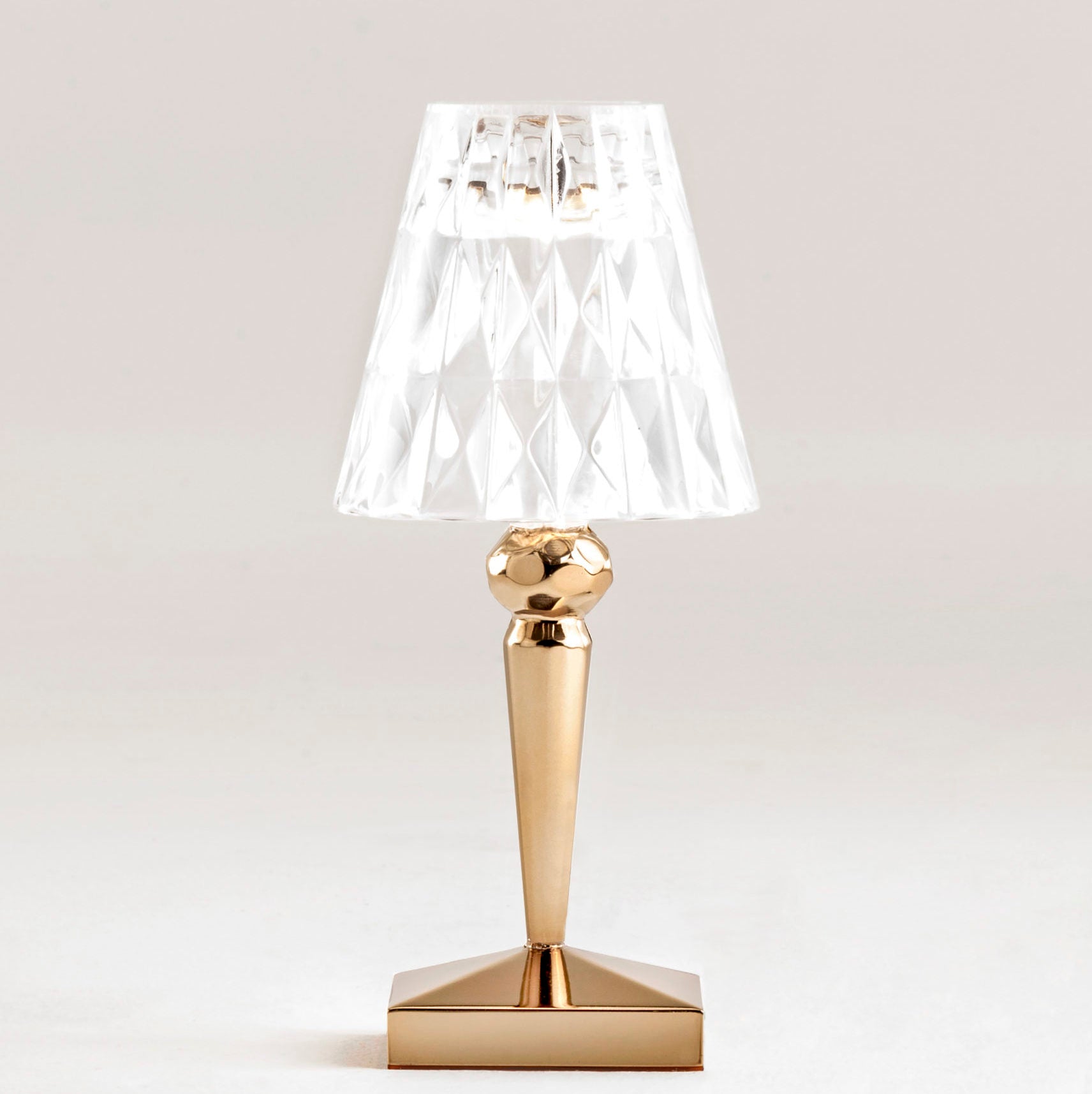 Lampe de table Battery pied métallisé - Carré Lumière