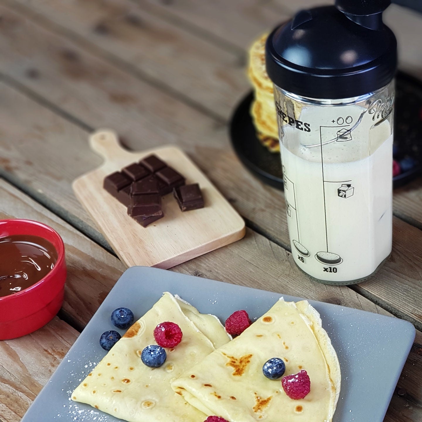 Shaker à crêpes, pancakes et gaufres - Carré Lumière