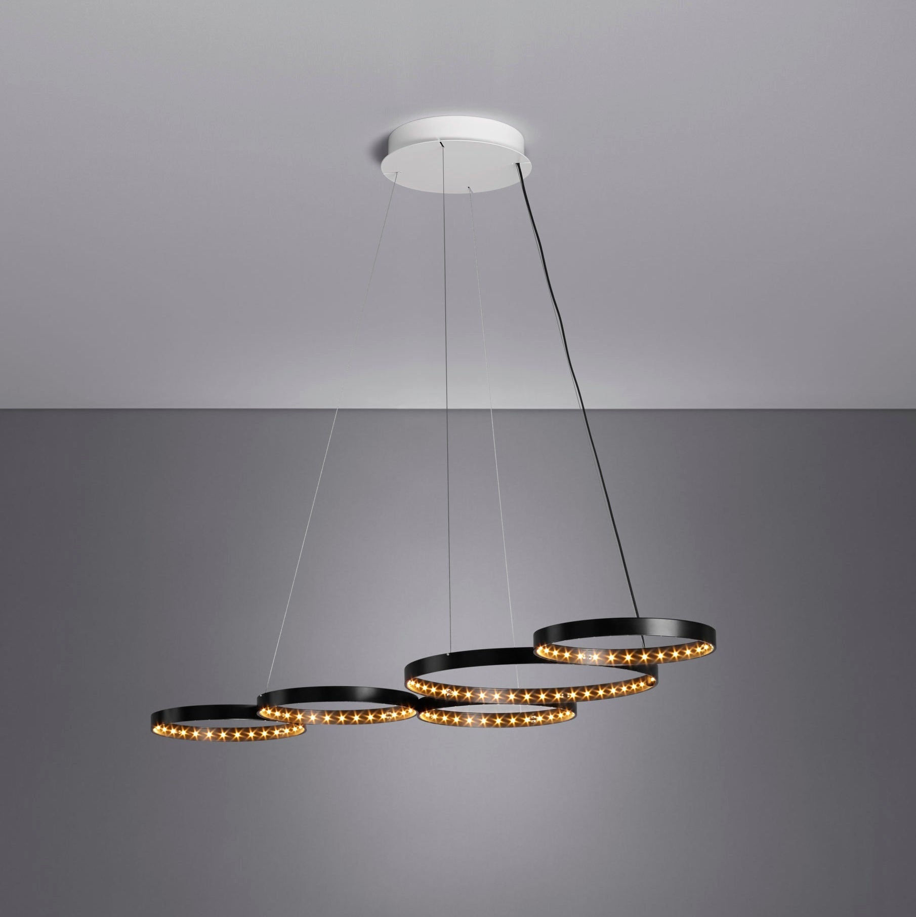 Suspension Super 8 - Carré Lumière