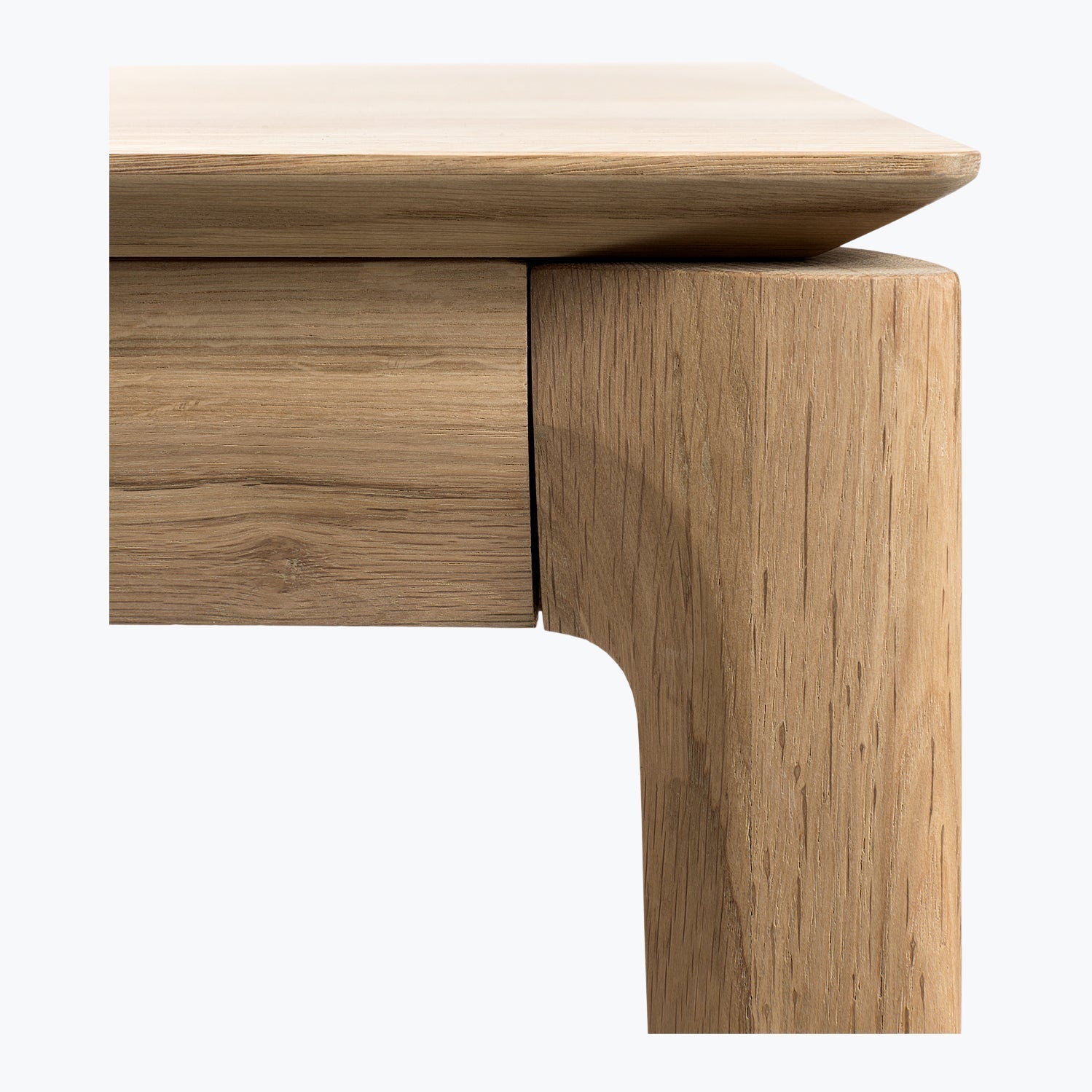 Table de repas Bok en chêne 220 x 95cm - Carré Lumière