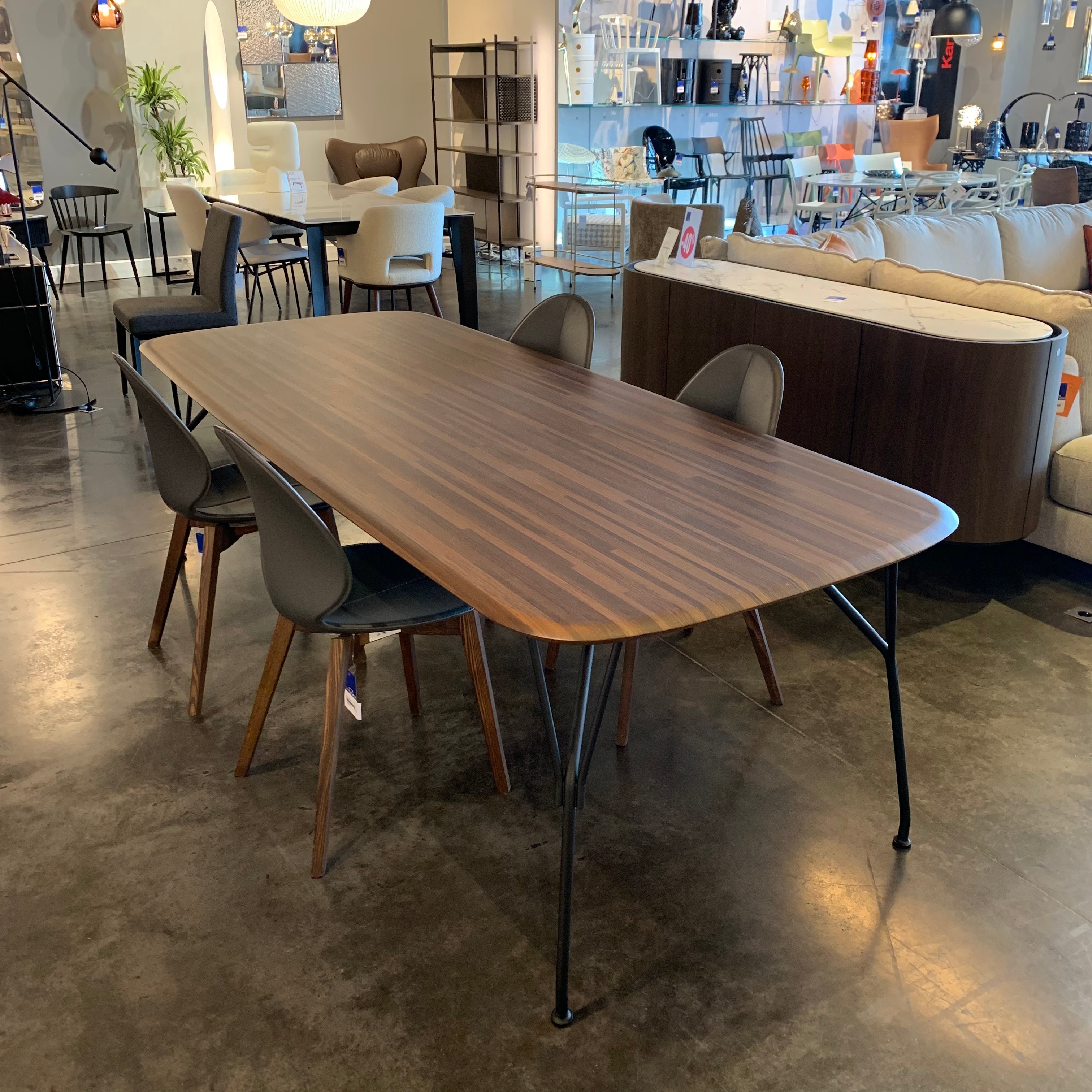 Table Viscount Of Wood - Carré Lumière