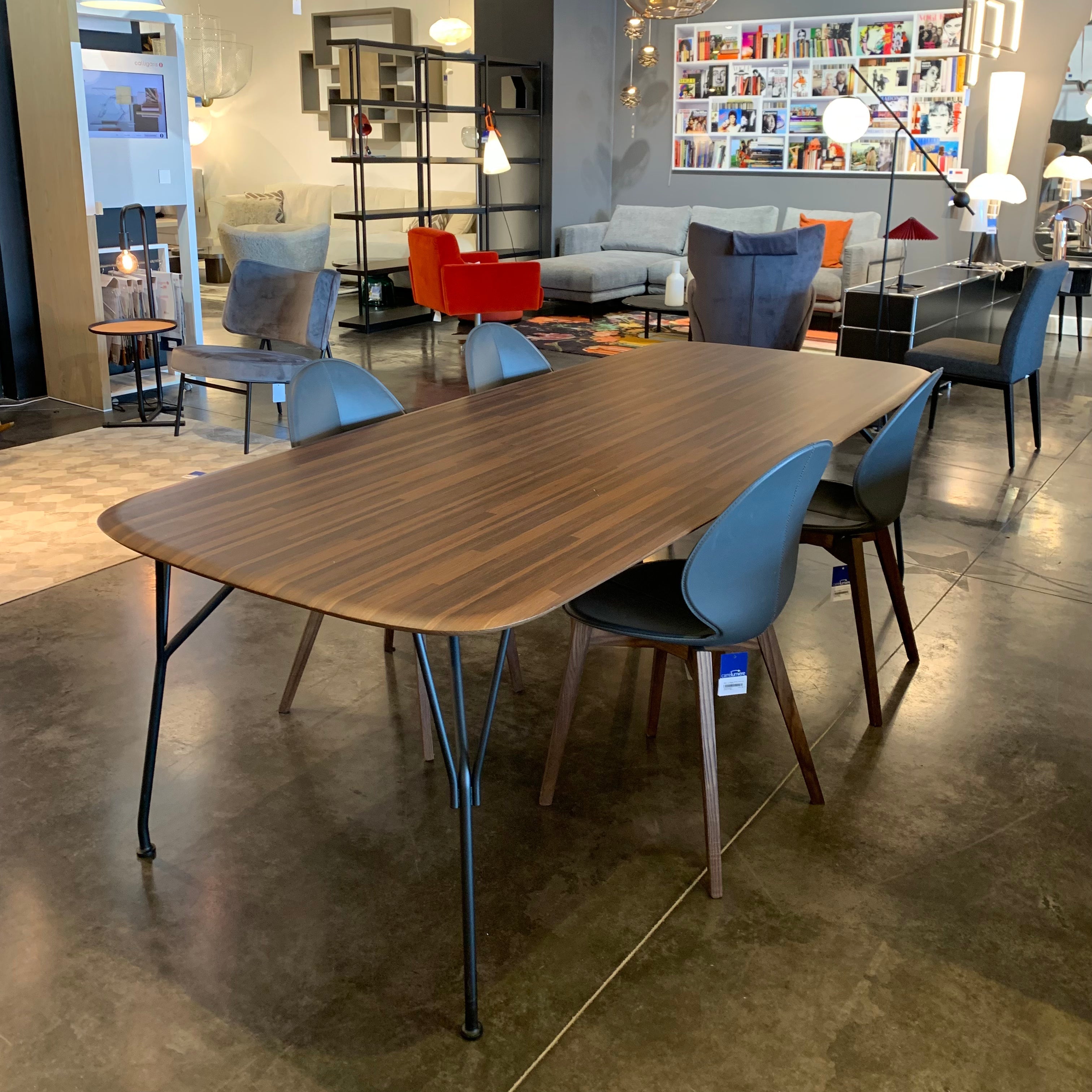 Table Viscount Of Wood - Carré Lumière